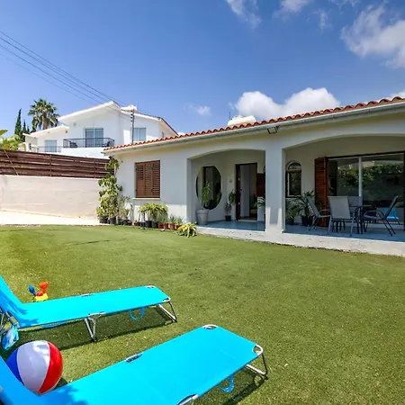 Coral Bay Avenue By Vichy Holidays Villa Peyia